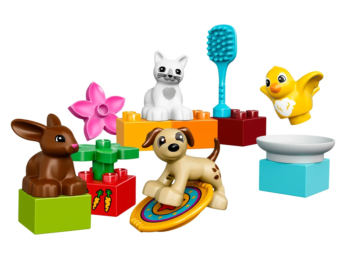 LEGO Family Pets (10838)