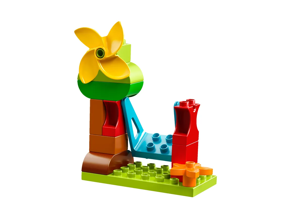 LEGO Large Playground Brick Box (10864) - image 9