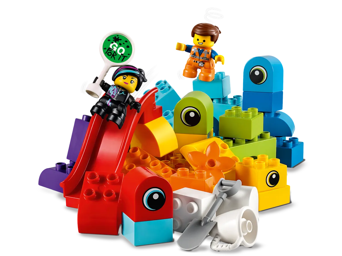 LEGO Emmet and Lucy's Visitors from the DUPLO® Planet (10895) - Bild 3