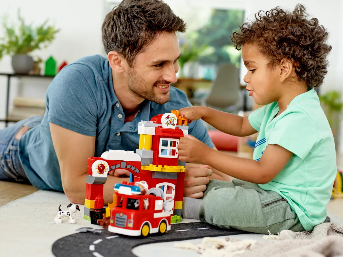 LEGO Fire Station (10903) - afbeelding 8