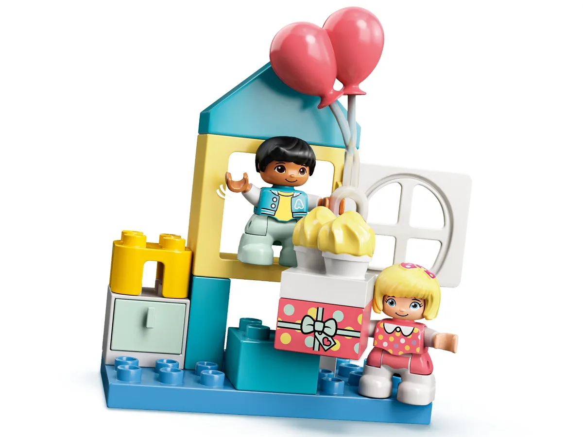 LEGO Playroom (10925) - image 2