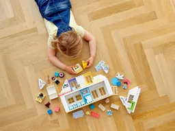 LEGO Modular Playhouse (10929) - image 8