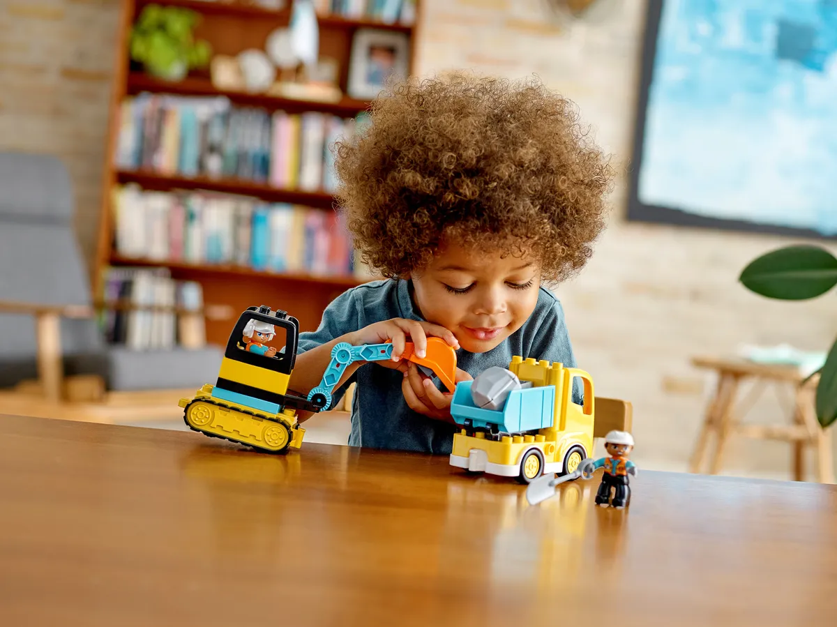 LEGO Truck & Tracked Excavator (10931) - Bild 7