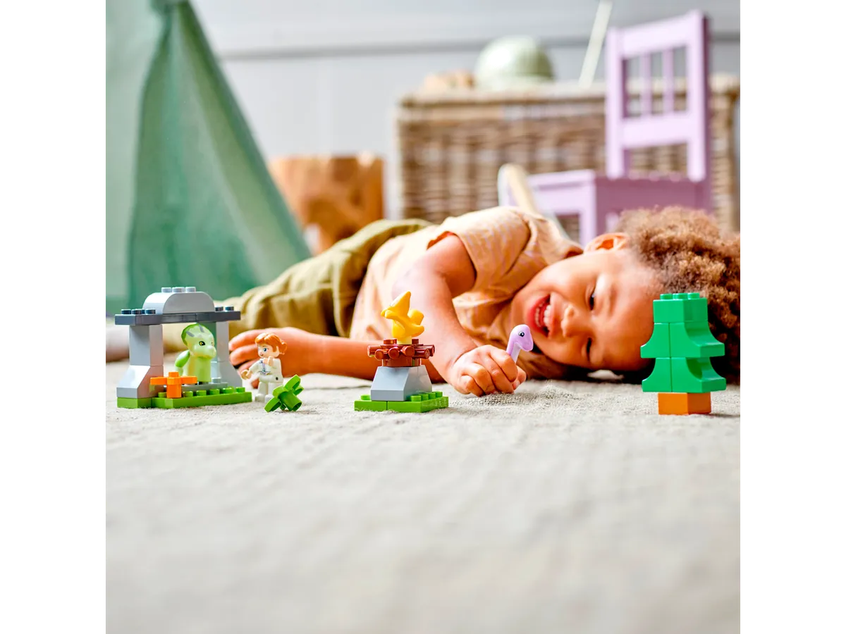 LEGO Dinosaur Nursery (10938) - image 6
