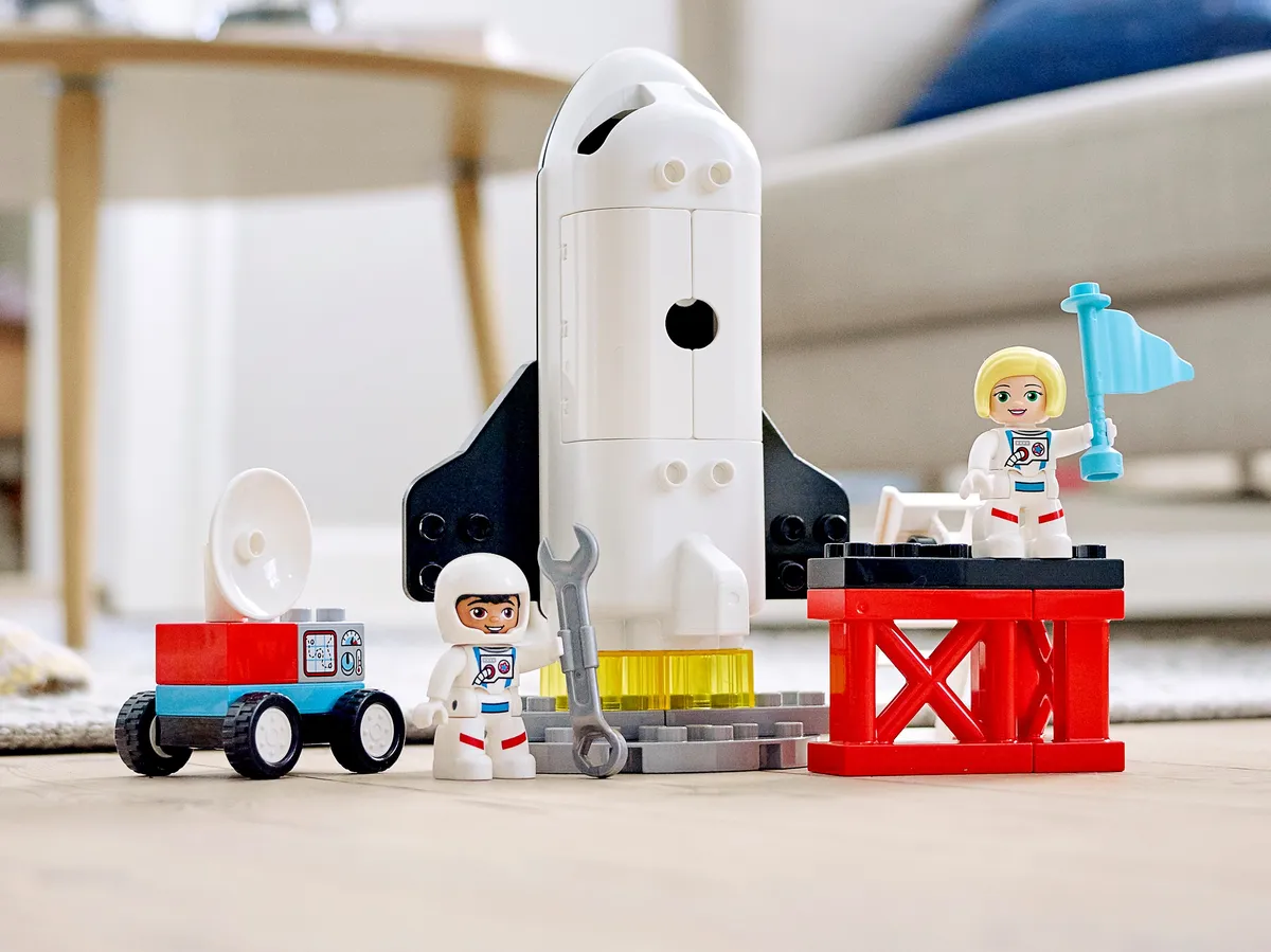 LEGO Space Shuttle Mission (10944) - image 10