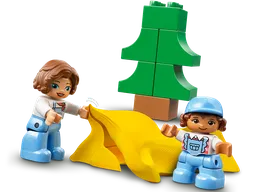 LEGO Family Camping Van Adventure (10946) - afbeelding 3