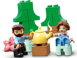 LEGO Family Camping Van Adventure (10946) - afbeelding 4