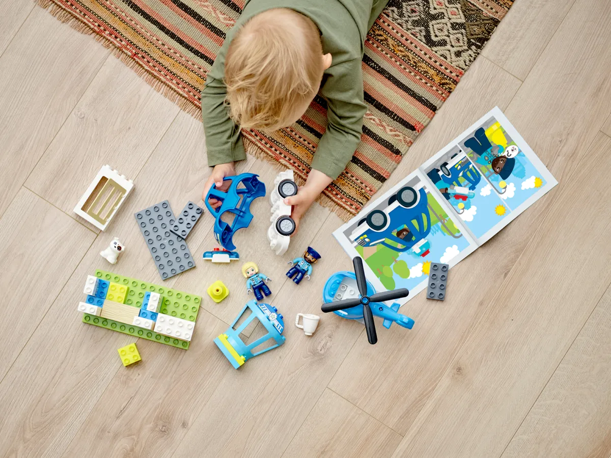 LEGO Police Station & Helicopter (10959) - Bild 9