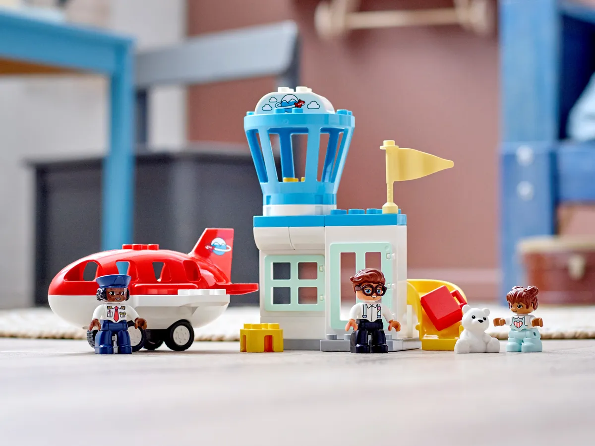 LEGO Airplane & Airport (10961) - Bild 12