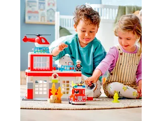 Fire Station & Helicopter van LEGO – productfoto 9 van 11