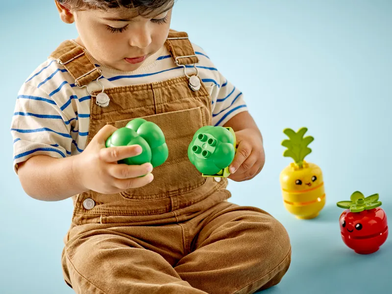 Fruit and Vegetable Tractor van LEGO – productfoto 6 van 8