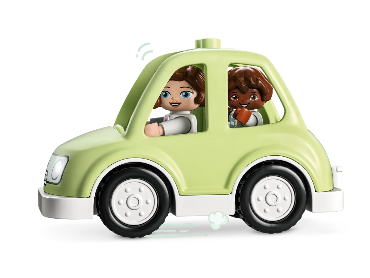 LEGO Family House on Wheels (10986) - Bild 2