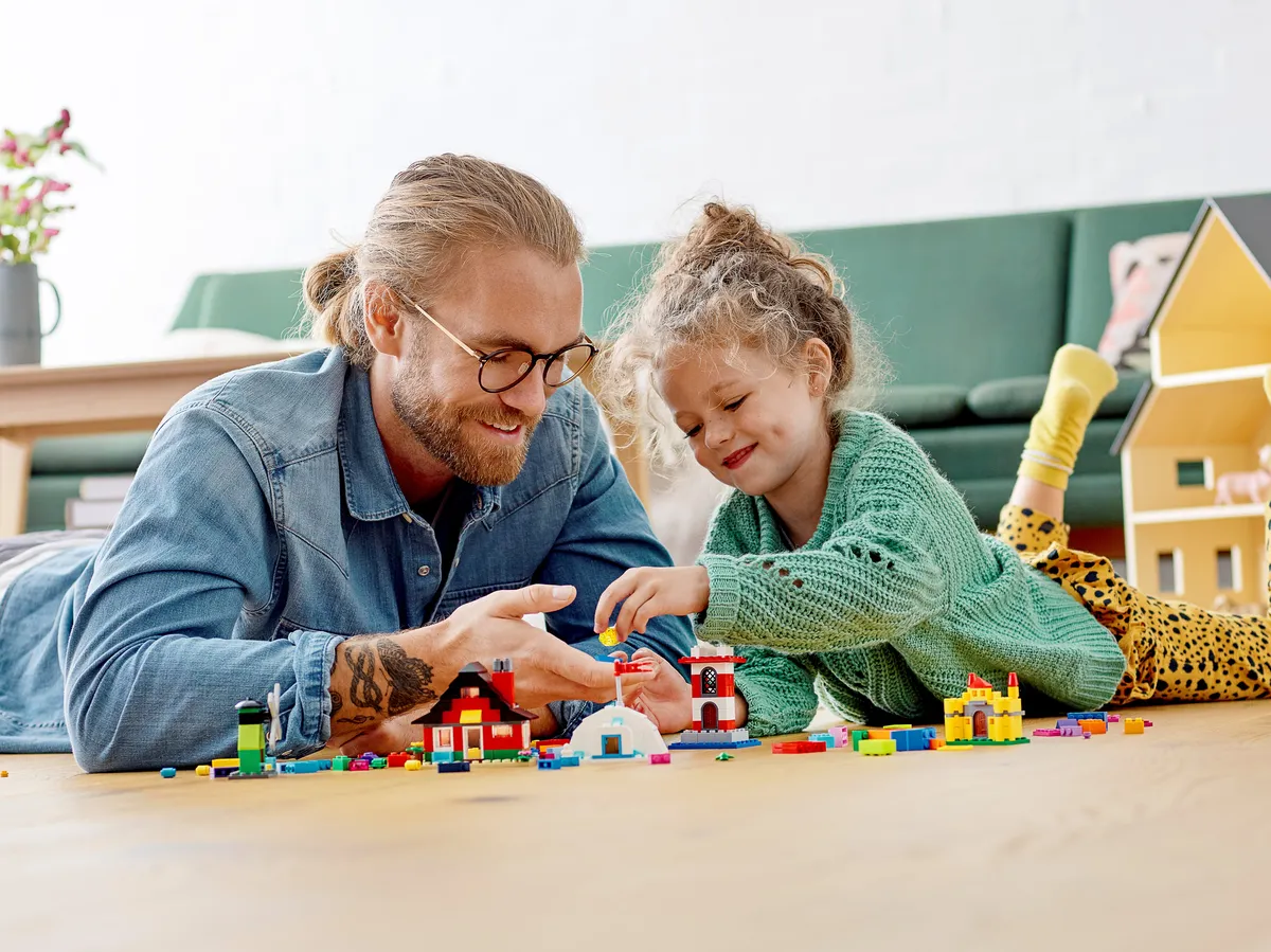 LEGO Bricks and Houses (11008) - Bild 6