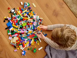 LEGO Creative Building Bricks (11016) - image 14