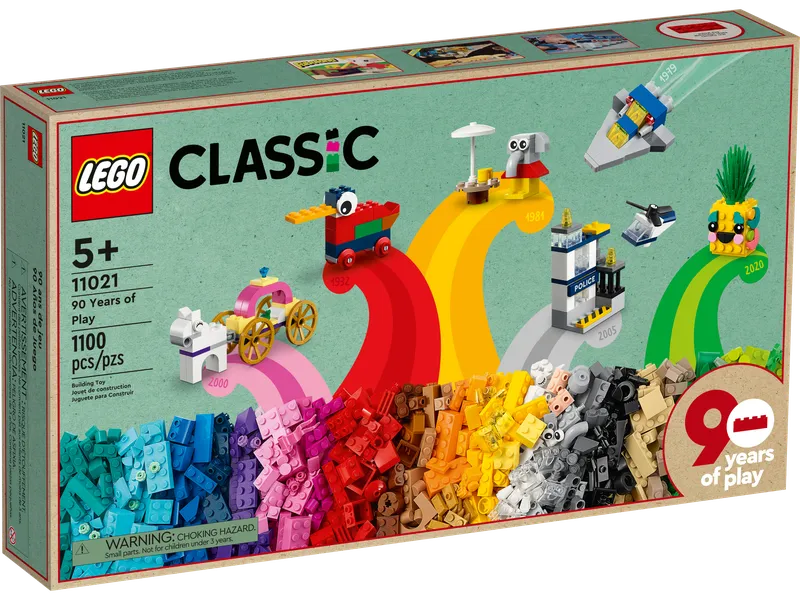 90 Years of Play by LEGO – product photo 2 of 8