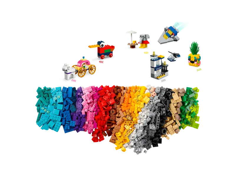 90 Years of Play by LEGO – product photo 4 of 8