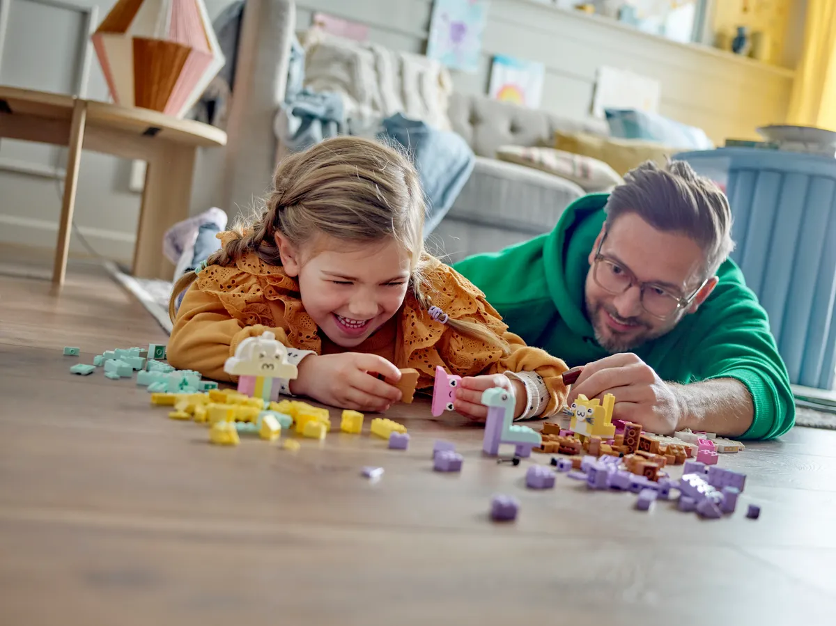 LEGO Creative Pastel Fun (11028) - Bild 10