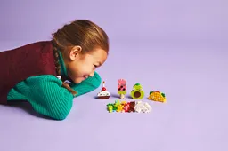 LEGO Creative Food Friends (11039) - image 8