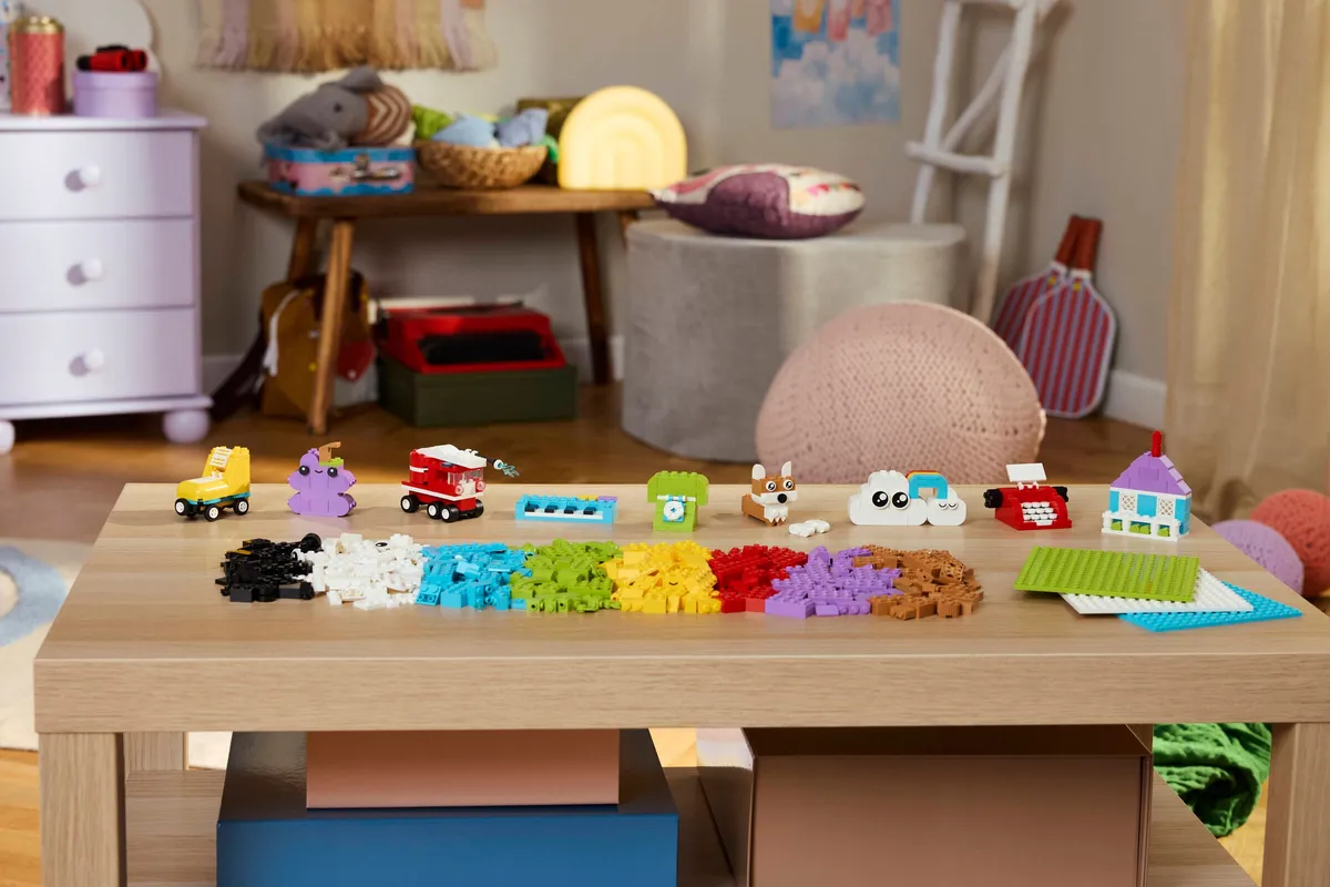LEGO Creative Build-and-Play Box (11044) - afbeelding 10