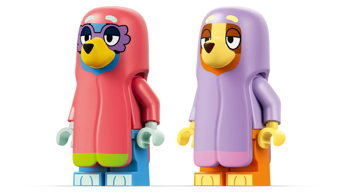 LEGO Grannies with Bingo and Bluey (11216) - Bild 4
