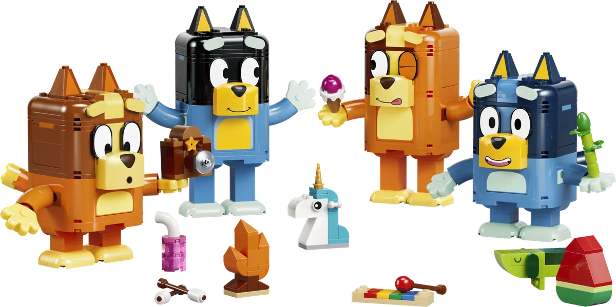 LEGO Brick-Built Bluey Family (11217)