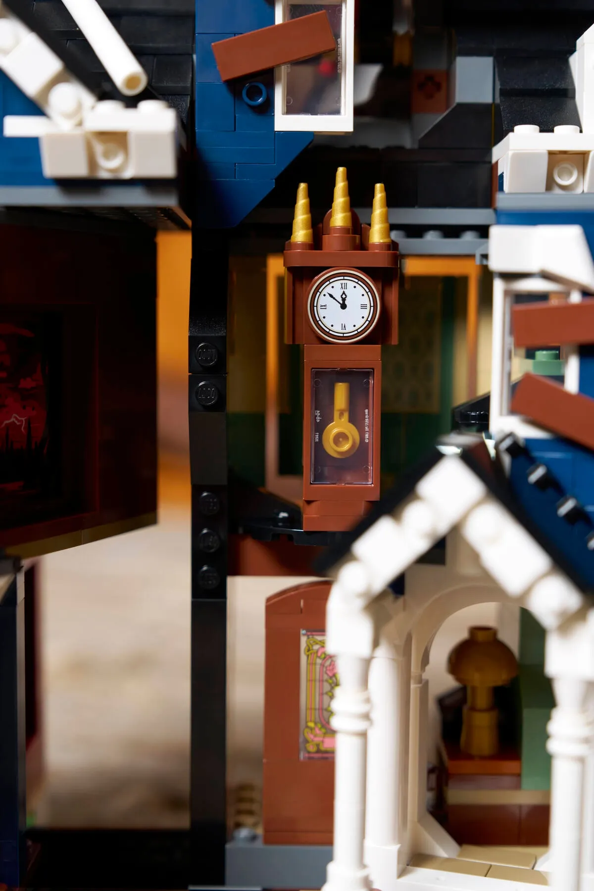 LEGO Stranger Things: The Creel House (11370) - Bild 13