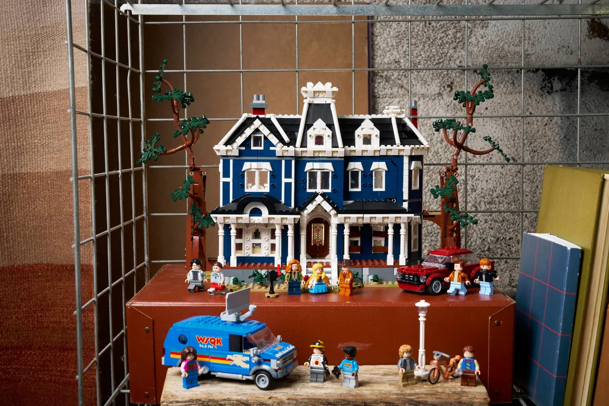 LEGO Stranger Things: The Creel House (11370) - Bild 15