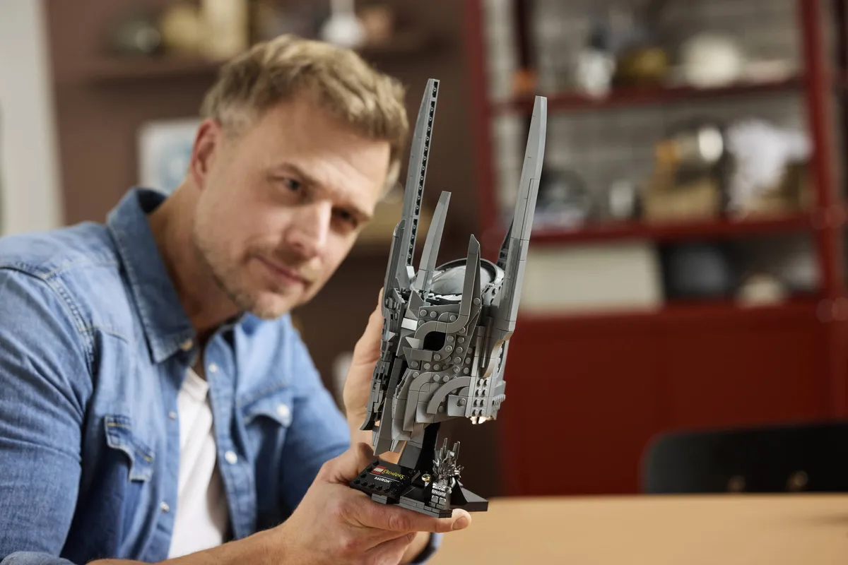 LEGO The Lord of the Rings: Sauron's Helmet (11373) - afbeelding 4