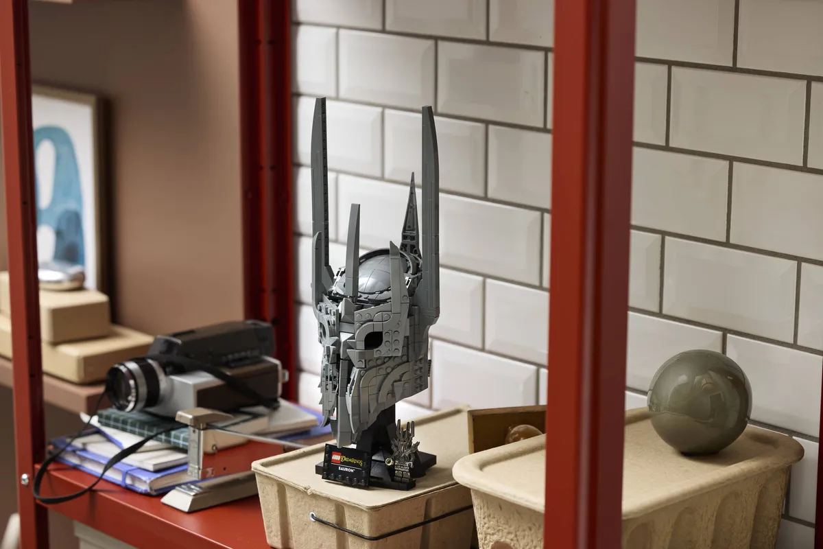 LEGO The Lord of the Rings: Sauron's Helmet (11373) - afbeelding 5