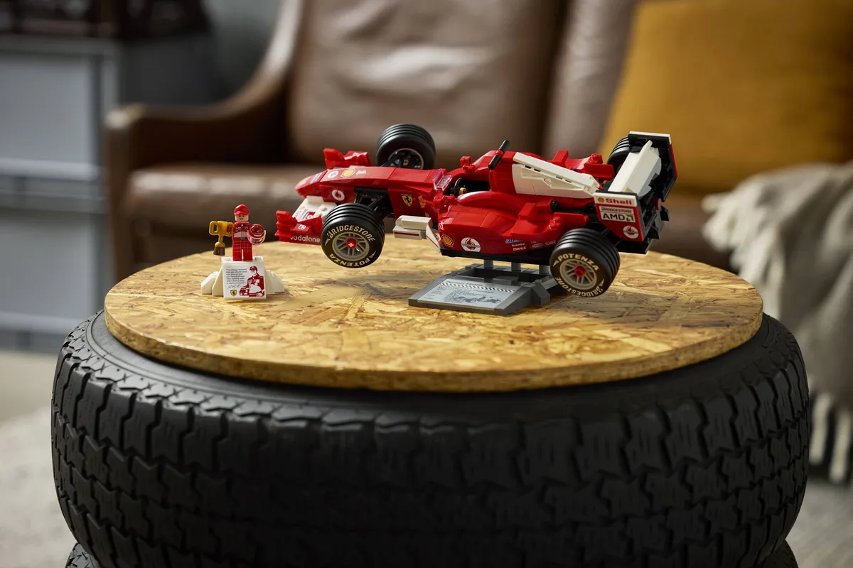 LEGO Ferrari F2004 & Michael Schumacher (11375) - Bild 16