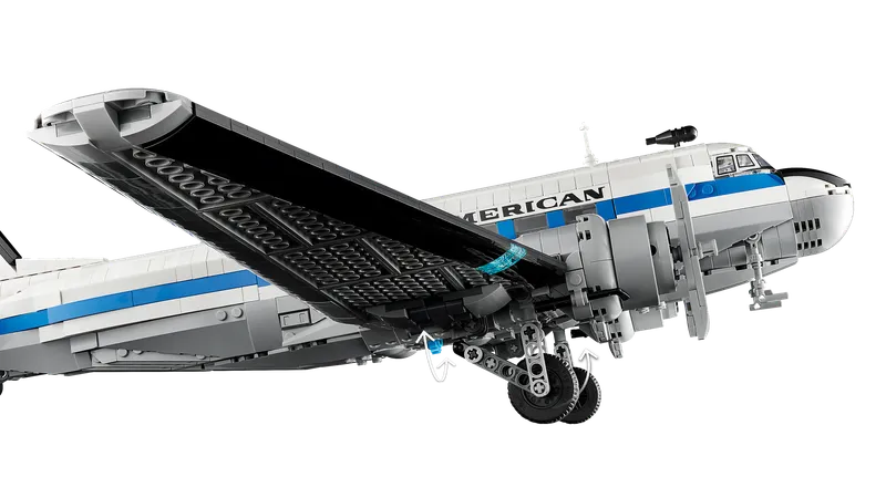 Douglas™ DC-3™ PAN AM® Airliner von LEGO – Produktfoto 6 von 17