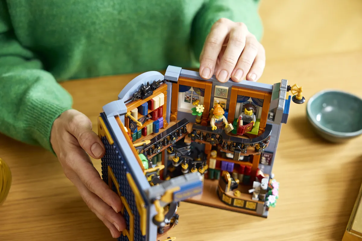 LEGO Bookstore: Book Nook (11379) - Bild 13
