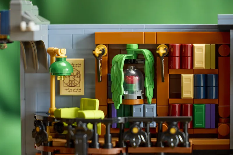 Bookstore: Book Nook by LEGO – product photo 16 of 24