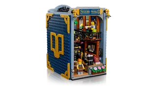 Bookstore: Book Nook by LEGO – product photo 6 of 24