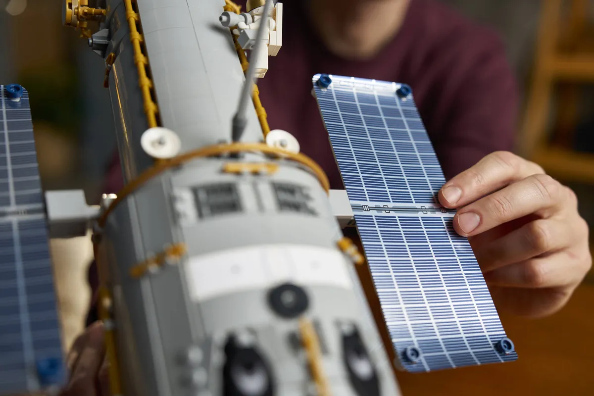 LEGO Hubble Space Telescope (11382) - Bild 9