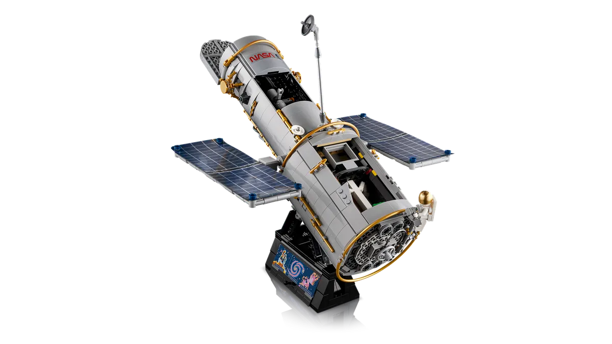 LEGO Hubble Space Telescope (11382) - Bild 1
