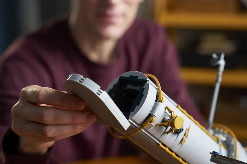 Hubble Space Telescope fra LEGO – produktfoto 9 af 21