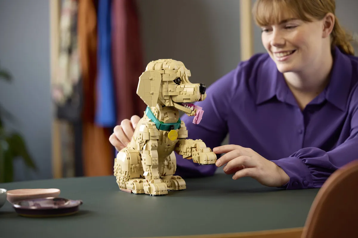 LEGO Golden Retriever Puppy (11384) - image 9