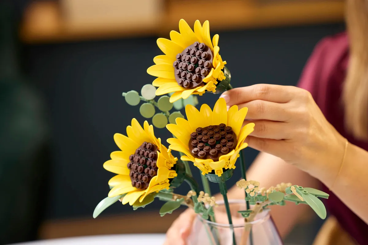 LEGO Sunflower Bouquet (11502) - image 25