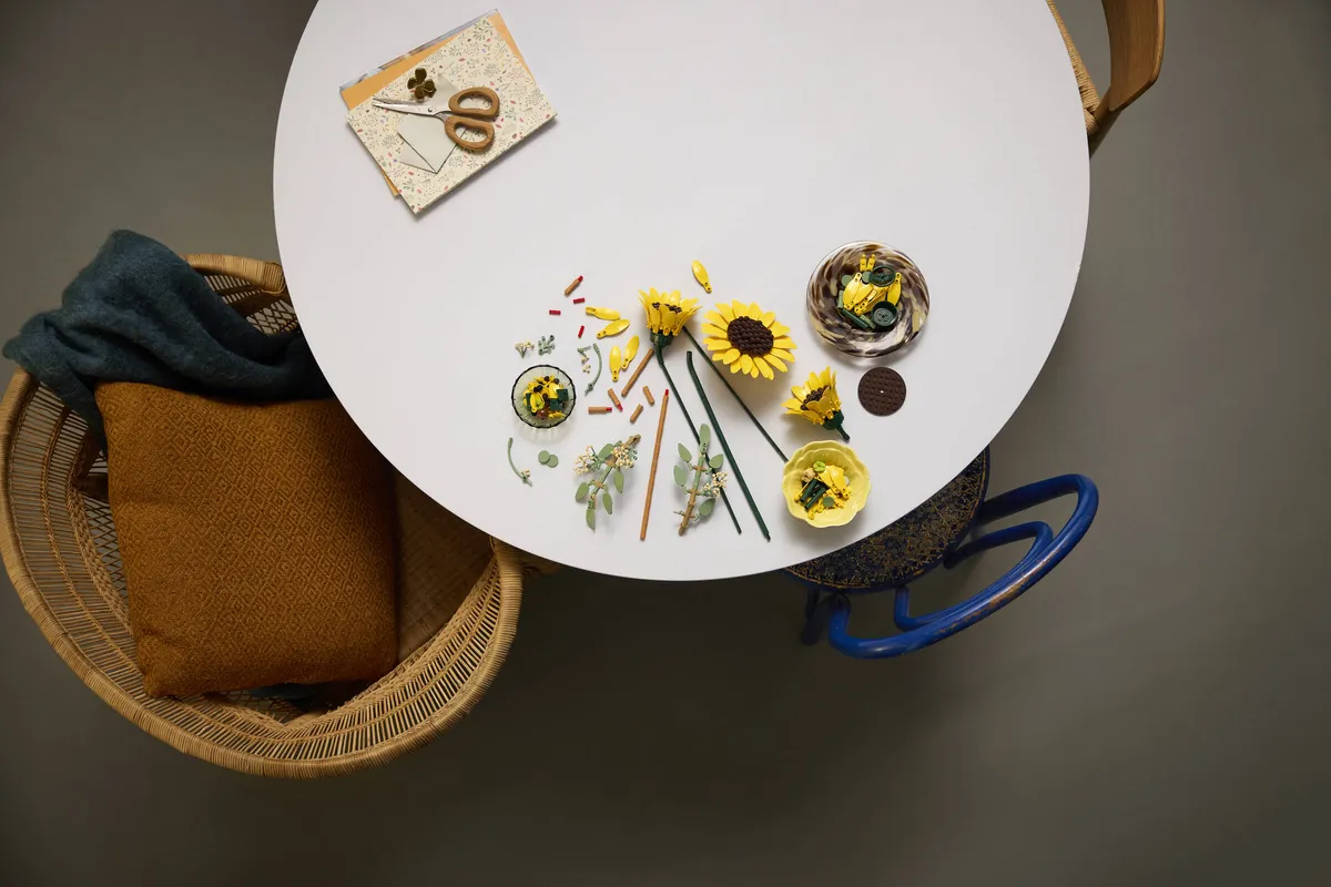 LEGO Sunflower Bouquet (11502) - image 28
