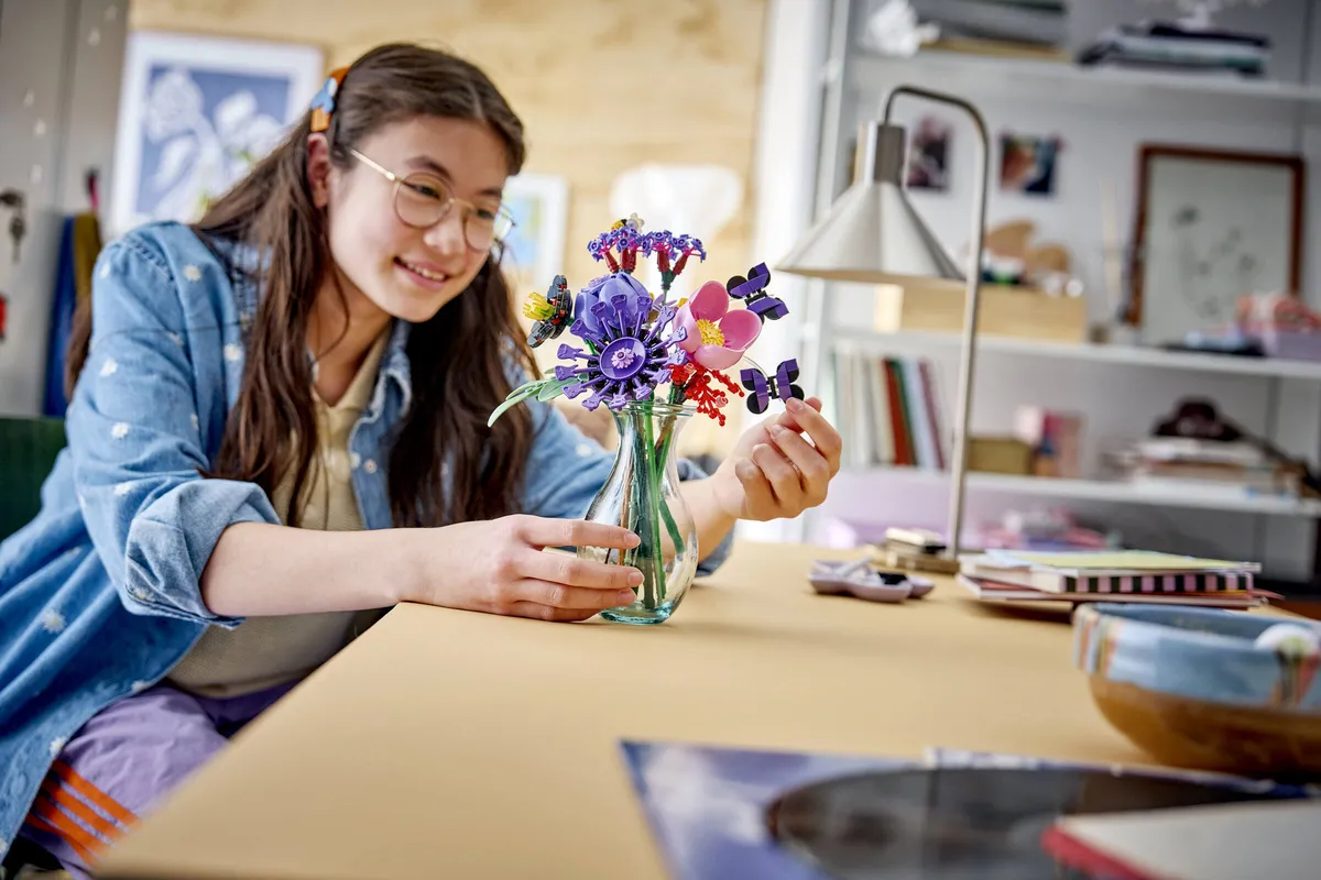 LEGO Olivia Rodrigo's Flower Bouquet (11507) - Bild 8