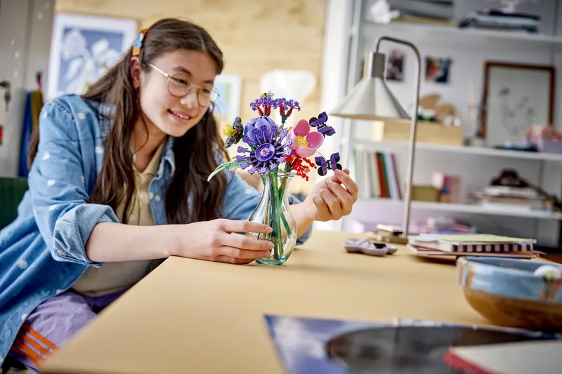 Olivia Rodrigo's Flower Bouquet de LEGO – photo du produit 9 sur 11