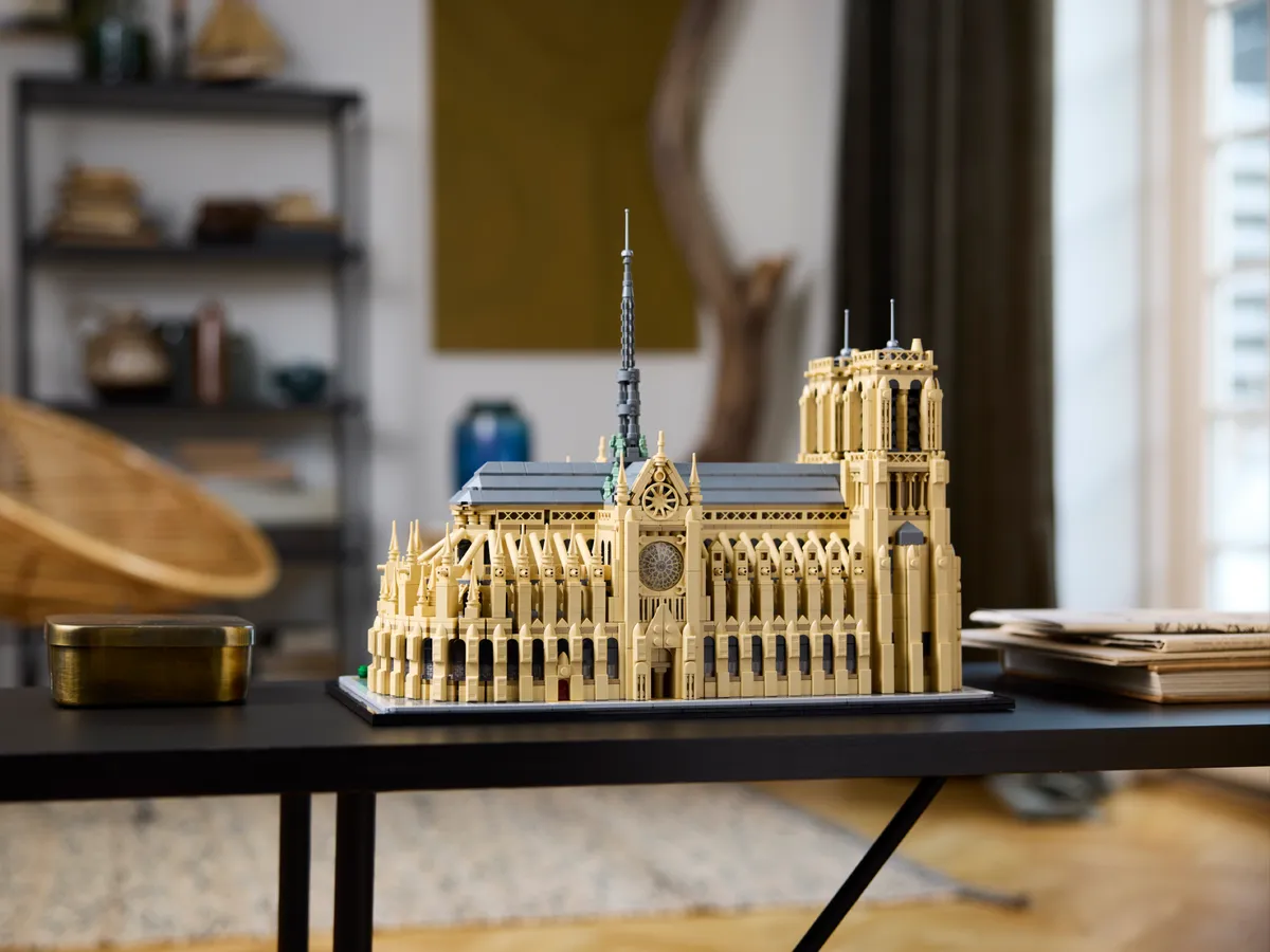 LEGO Notre-Dame de Paris (21061) - Bild 11