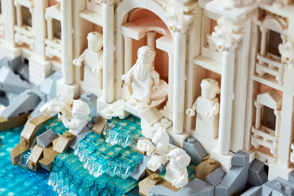 LEGO Trevi Fountain (21062) - Bild 7