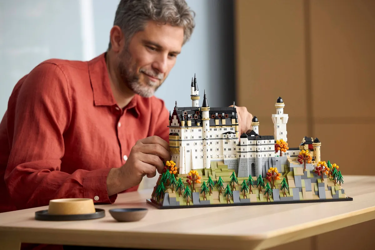 LEGO Neuschwanstein Castle (21063) - Bild 7