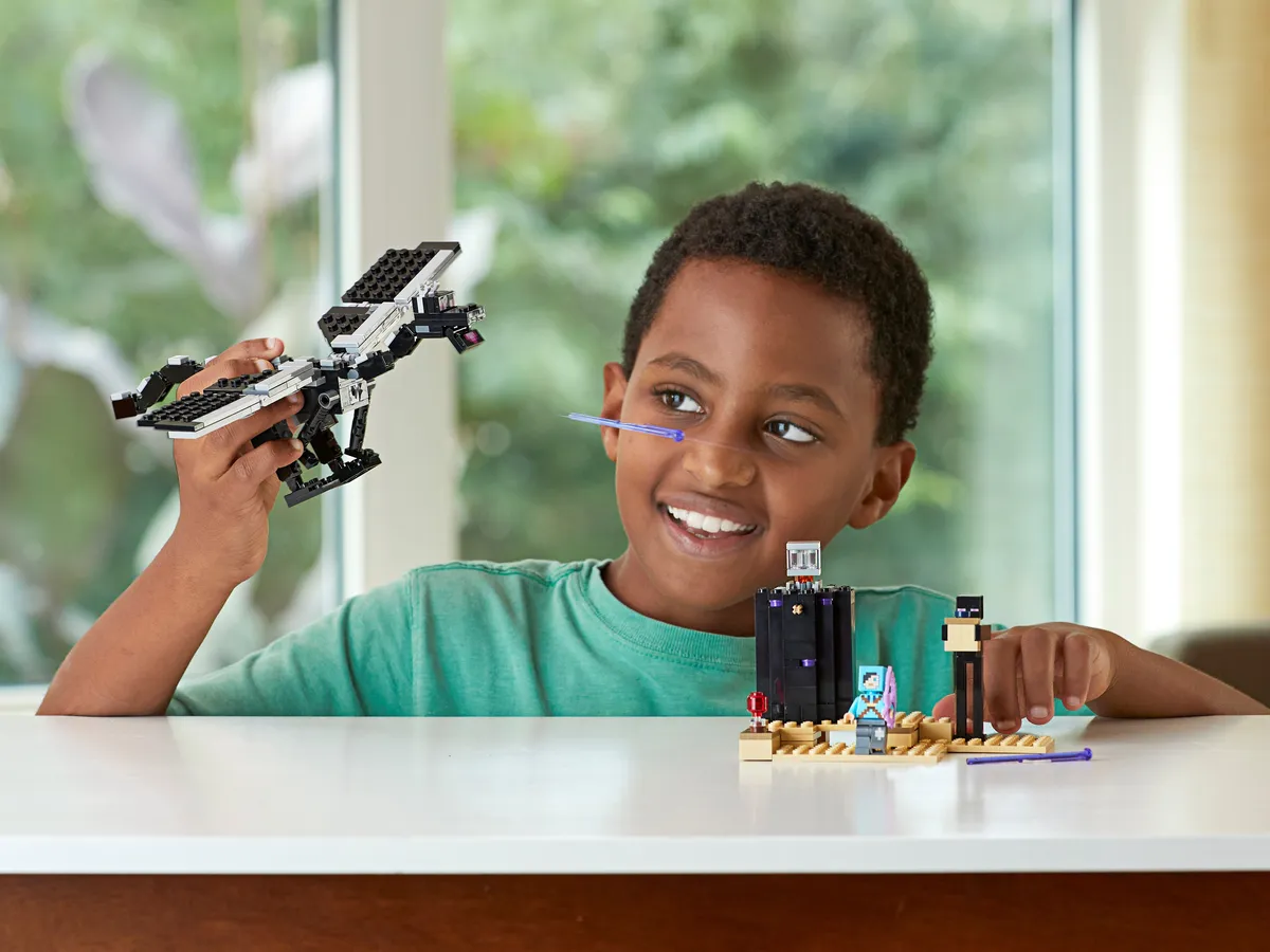 LEGO The End Battle (21151) - Bild 8