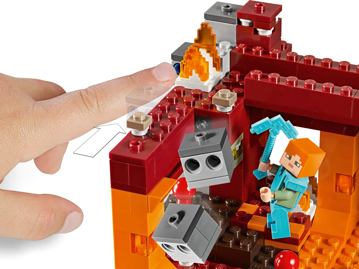LEGO The Blaze Bridge (21154) - image 5