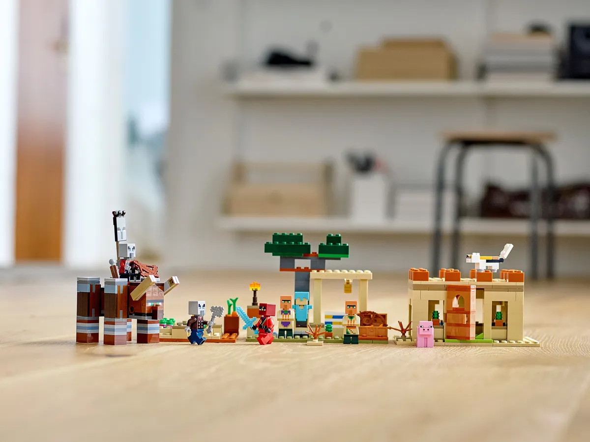 LEGO The Illager Raid (21160) - image 9