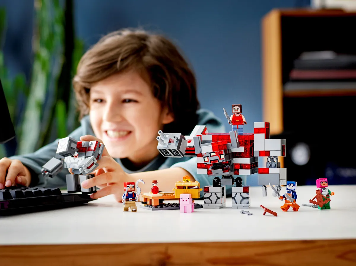 LEGO The Redstone Battle (21163) - Bild 7