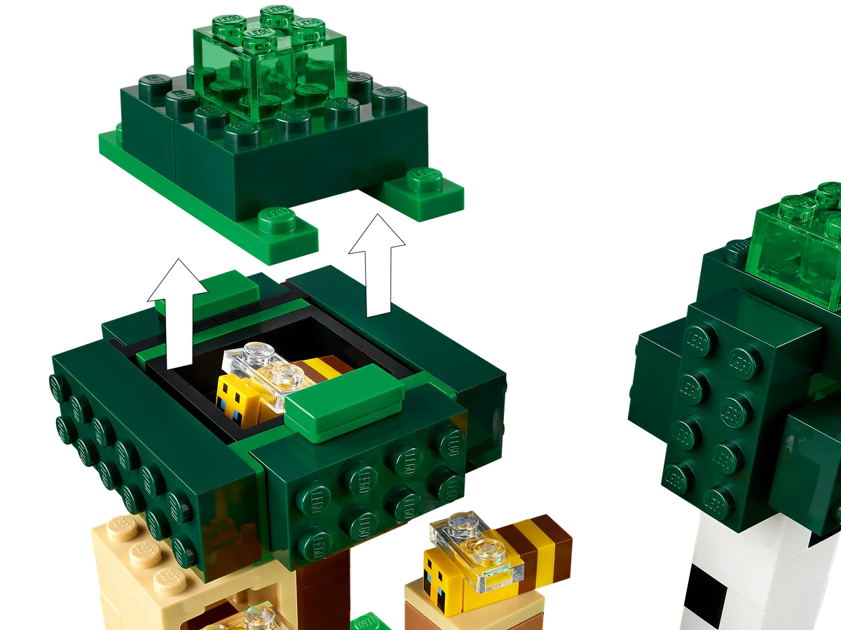 LEGO The Bee Farm (21165) - image 4